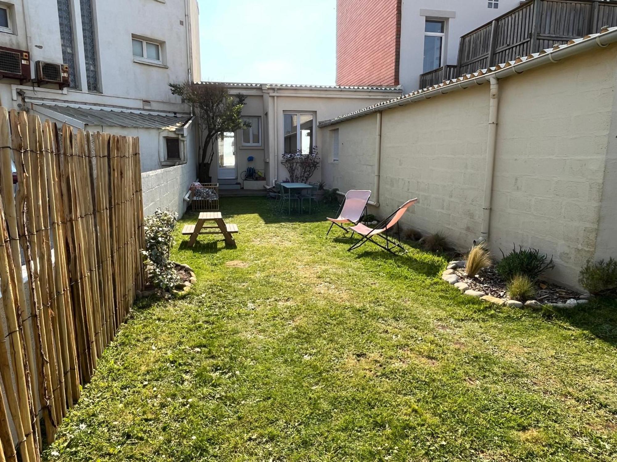 La Maison - Ambleteuse - Vue Sur Mer Et Jardin Luaran gambar